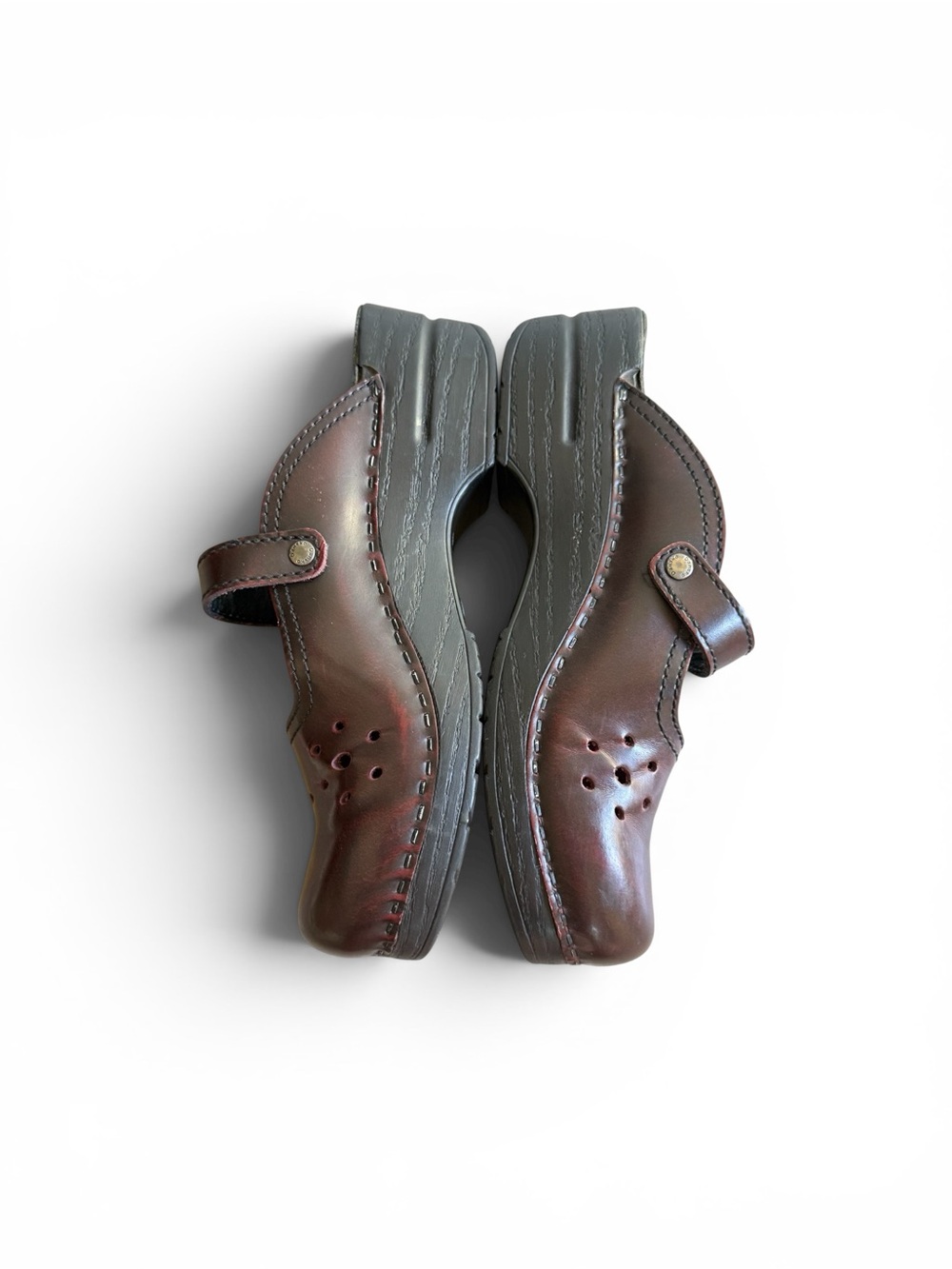 Dansko Merrie Burgundy Leather Mary Jane Clogs Buckle Strap Perforated 38 Scandi - Picture 6 of 11
